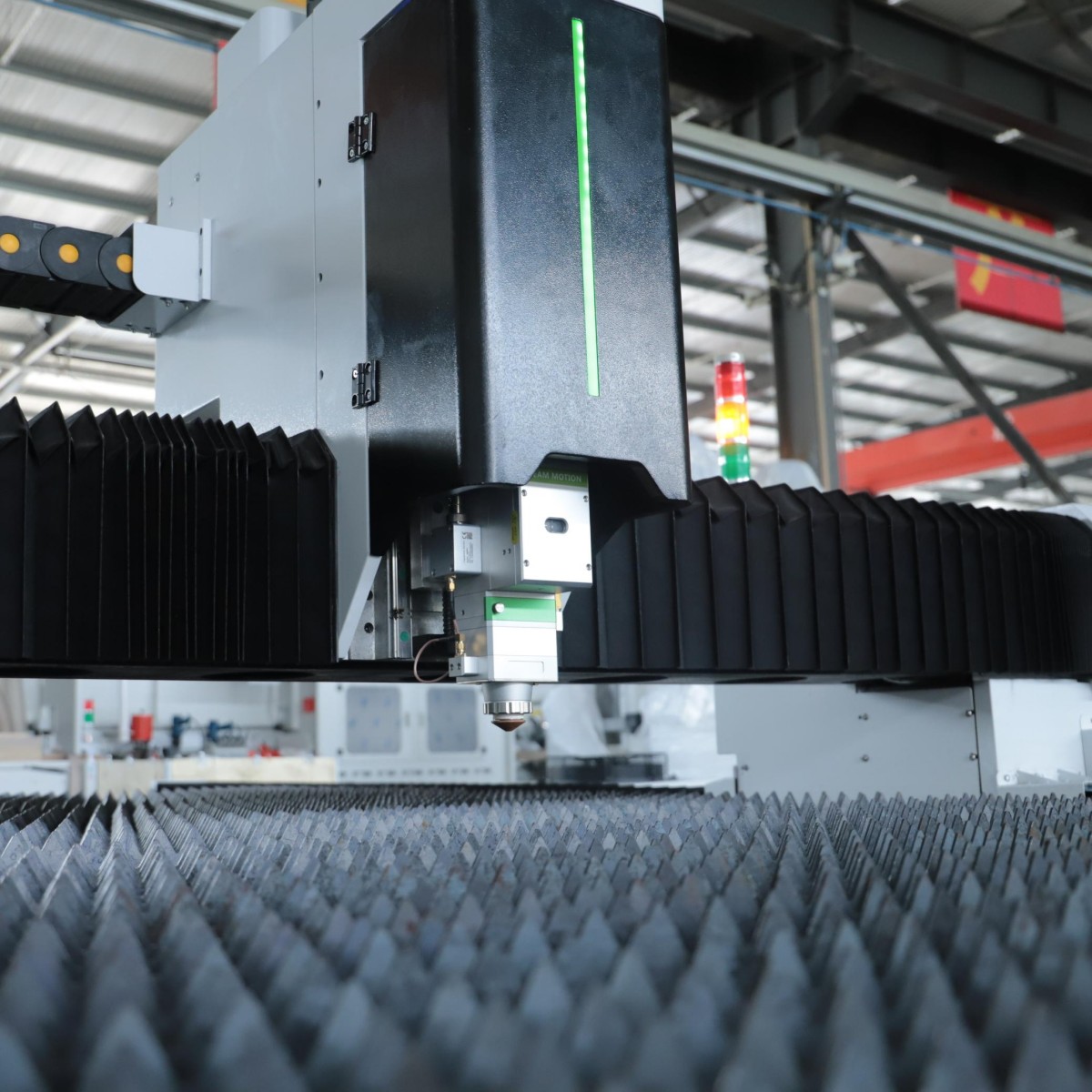 Dedicated Customer Support Iro - огляд і ціна Industrial Laser Cutter